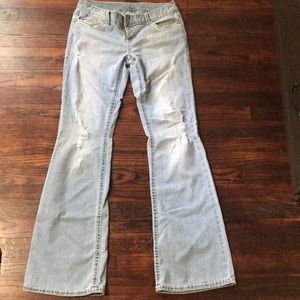 Maurices Distressed Jeans Long!